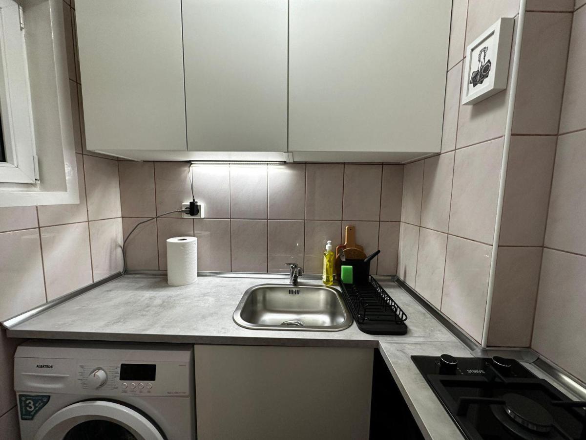 One Room Apartment Decebal Bucarest Exterior foto